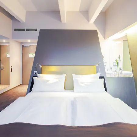 Aspria Ku'damm Sport & فندق 4*