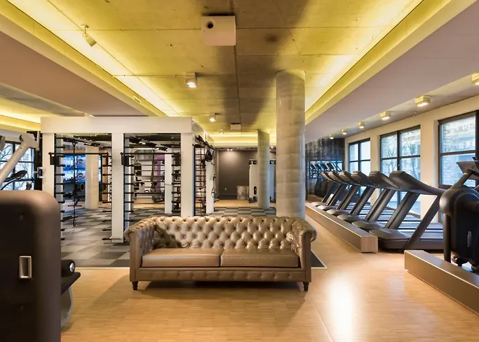 Отель Aspria Ku'damm Sport & 4*