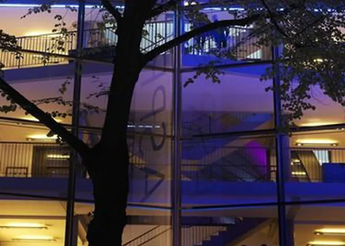 Hotel Aspria Ku'damm Sport & 4*