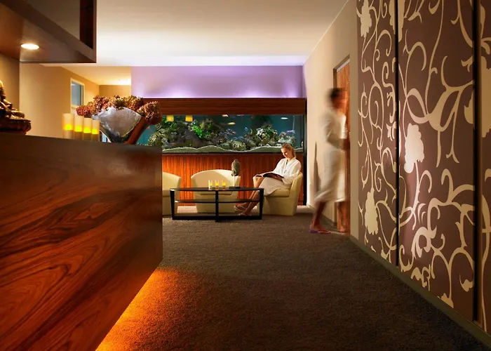 Отель Aspria Ku'damm Sport & 4*