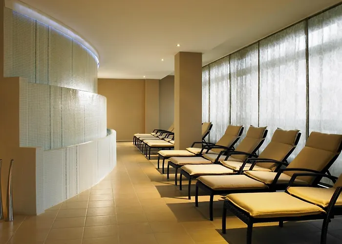 Hotel Aspria Ku'damm Sport & 4*